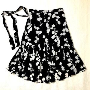 Ann Taylor Skirt NWT High-Lo Blue/White Floral Belted Lined With Flounce Size 12